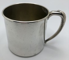 Collectible Oneida Tudor Antique SilverPlate Baby Cup/Community Cup 2.5 Inches