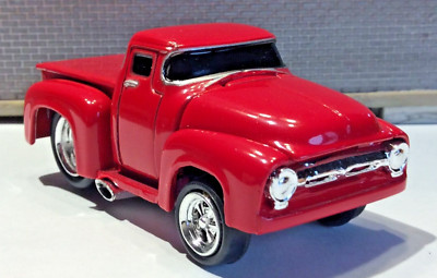 MUSCLE MACHINES 1956 FORD PICKUP LIMITED EDITION  1/64 DIECAST 56 FORD TRUCK  -