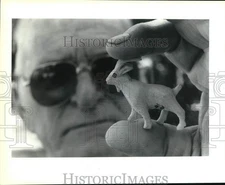 1992 Press Photo Animal created by woodcarver Jimmy Rudinger - saa29929