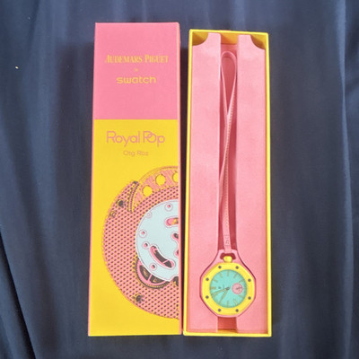 Swatch Royal Pop Otg Roz Quartz Analog 30m Blue Dial Pink Strap Box/Papers