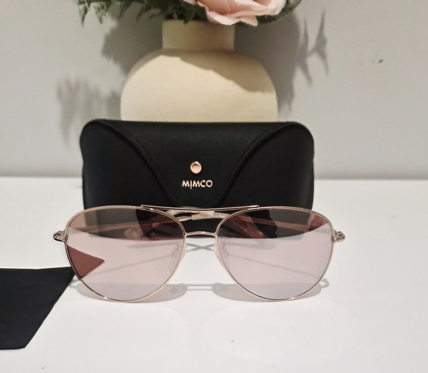 Mimco "Program" Aviator  Sunglasses With Saffiano Leather Pouch RRP $199 🩷🩷🩷