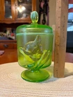 Fenton Chessie Cat Box With Lid In Opalescen Vaseline (Uranium Glass)