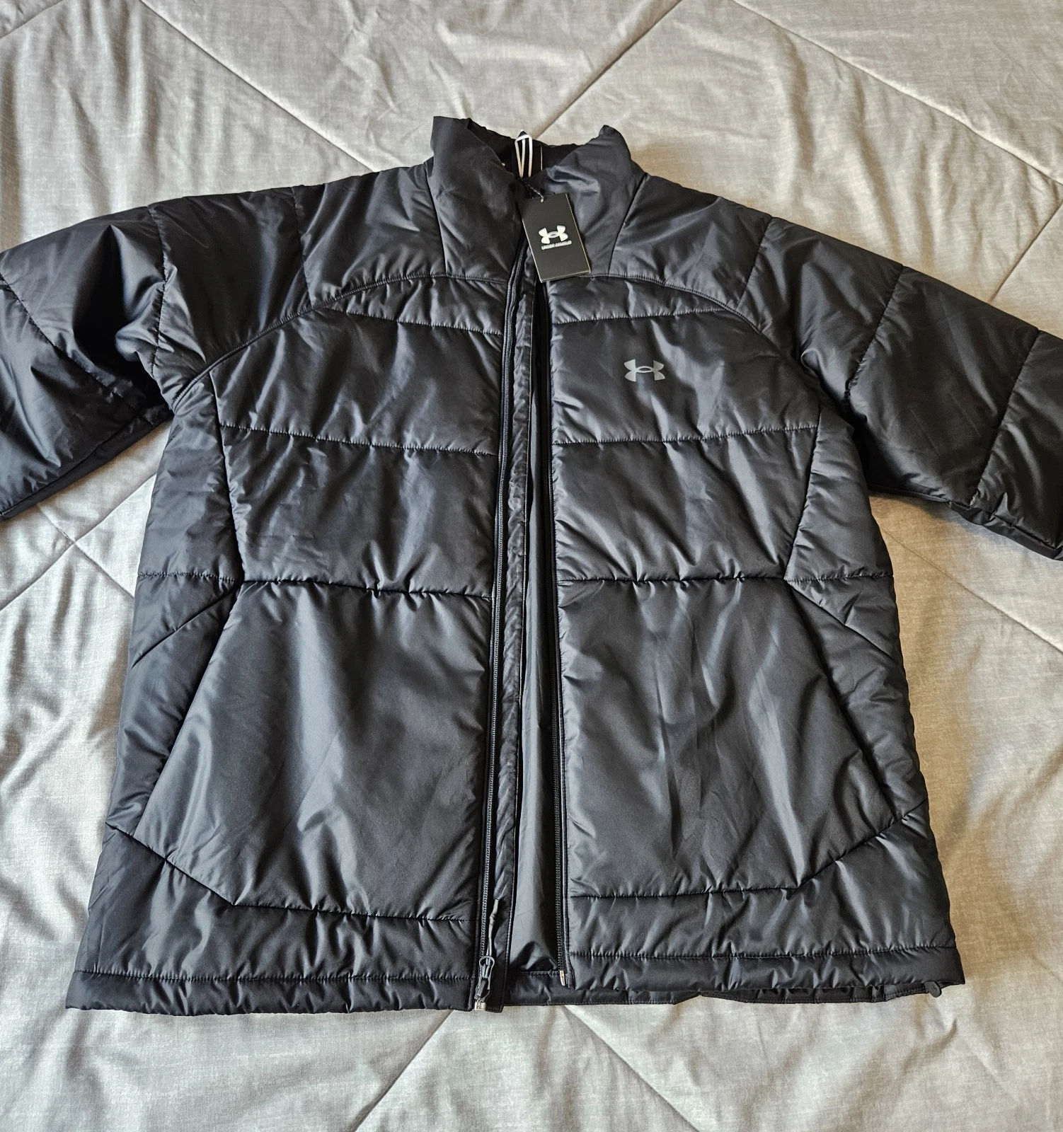 Under Armour Men's Storm Insulated Jacket - 1380871 - Black MEN'S XL NEW!!!
Opens in a new window or