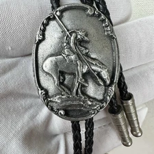 Vintage Siskiyou “End Of The Trail” 1987 USA Silver Pewter Western Bolo Tie