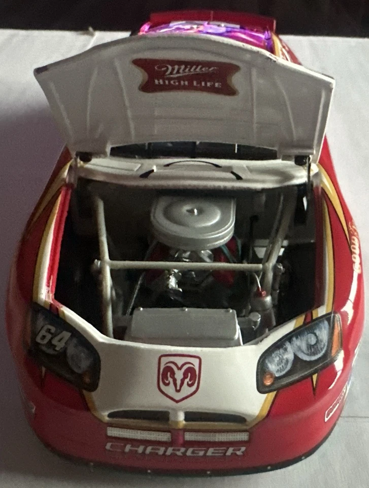 Action 64 Rusty Wallace Miller Wallace Family Tribute Charger Club Car 1:24 #002 Foto 4 de 4