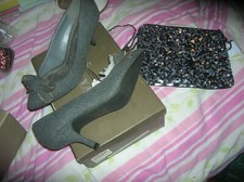 lot NEUFS ESCRPINS 38 INT CUIR + SAC ARGENT SEQUINS SOIREE