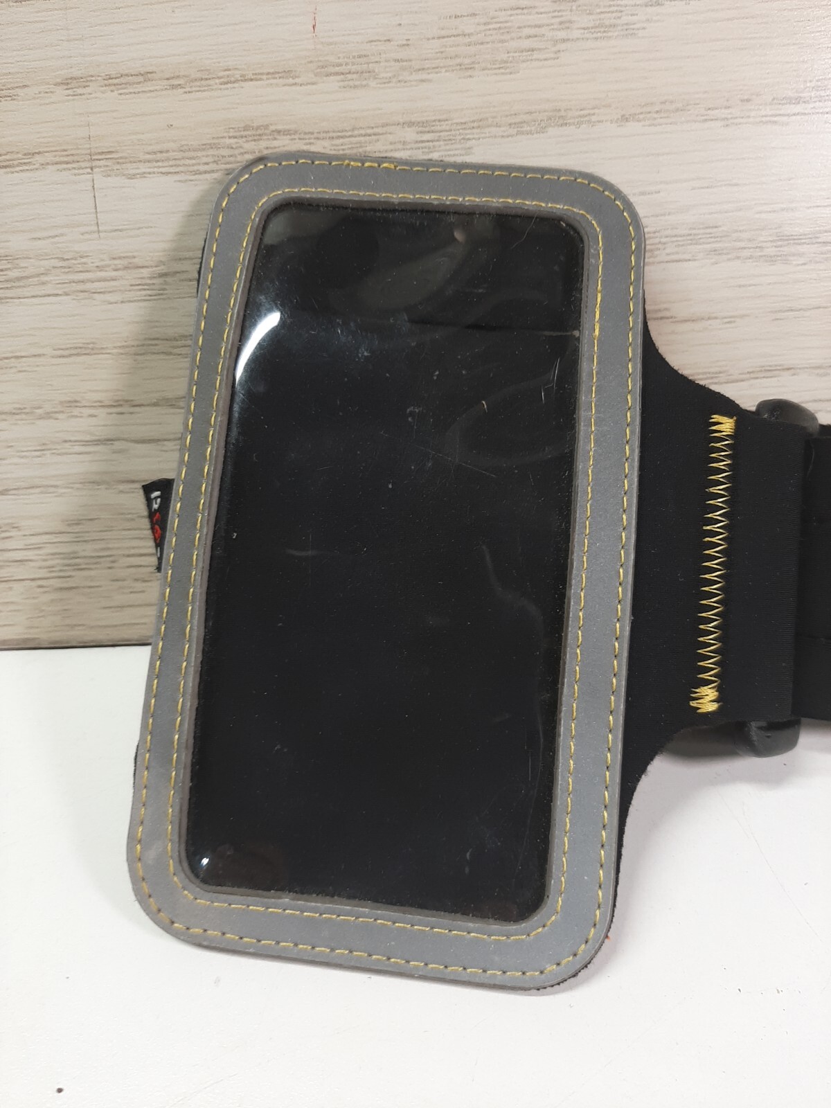 Riot Outfitters Armband Case For Sony MP3 Players iPod Black EBay riot-outfitters-armband-case-for-sony-mp3-players-ipod-black-ebay