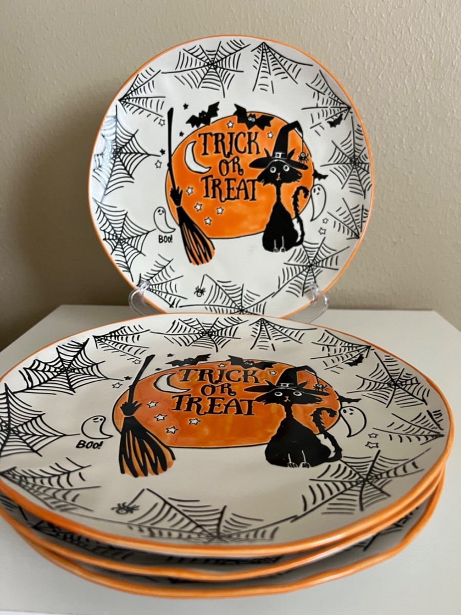 Eli Ana HALLOWEEN FUNKY FELINE TRICK OR TREAT SET of DINNER