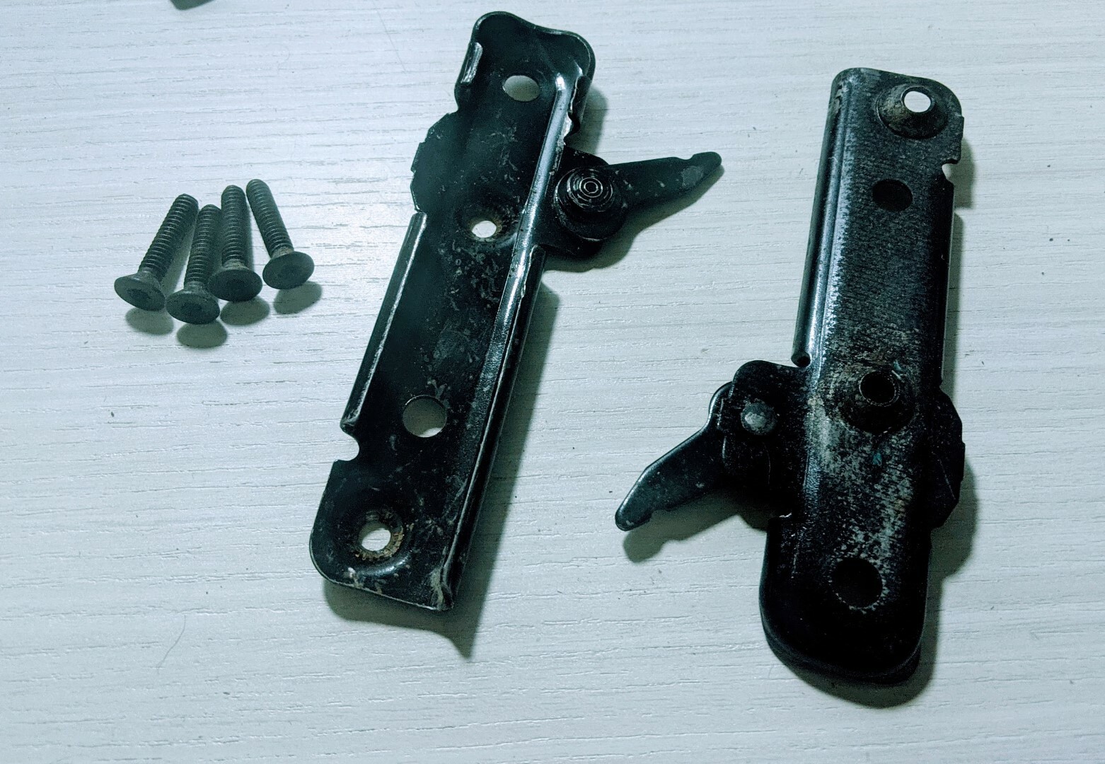 LaZboy Chair parts 2 Bracket + 4 screw Frame Part Lazy Boy LaZBoy Recliner eBay