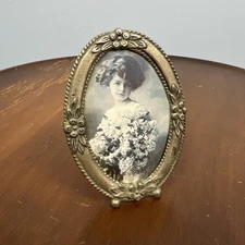 Vintage Pewter Floral Oval Mini Photo Frame
