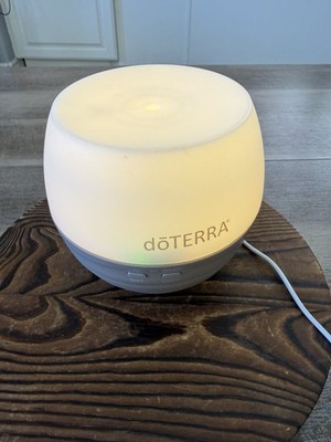 doTERRA Petal Diffuser Essential Oil Aromatherapy Device (Version 2.0)