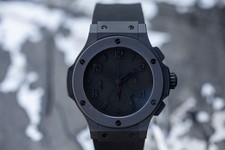 HUBLOT Big Bang Chronograph 44MM “ RARE” All Black Mens Automatic Watch 2