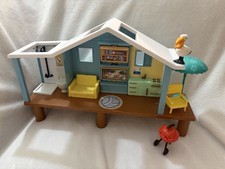 Bluey Beach House  Accessories