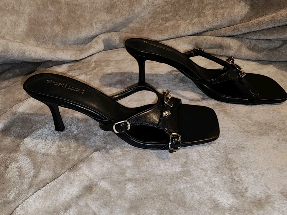 Zapato Dazzle Negro Caviar 3" Tacones - Talla 9.5 Foto 2 de 4