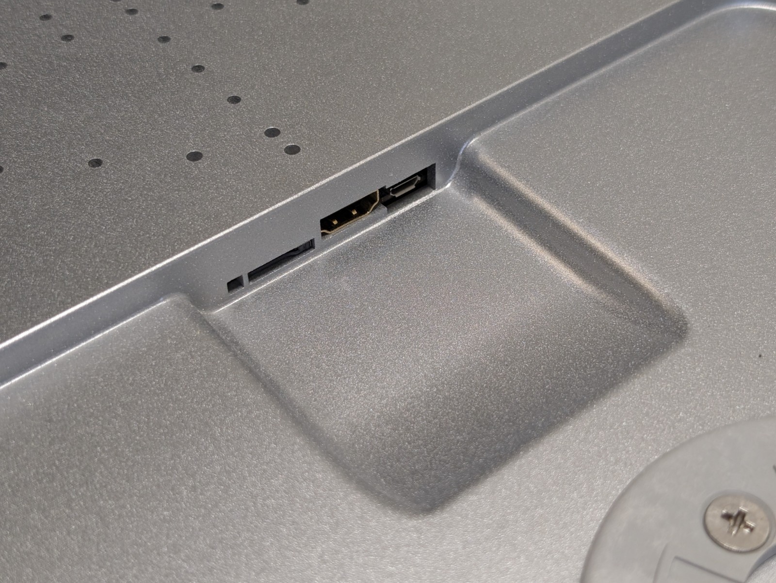 MEURAL Canvas 27" LEONORA Black WIFI Connected Smart Art 29"X19" DIGITAL FRAME