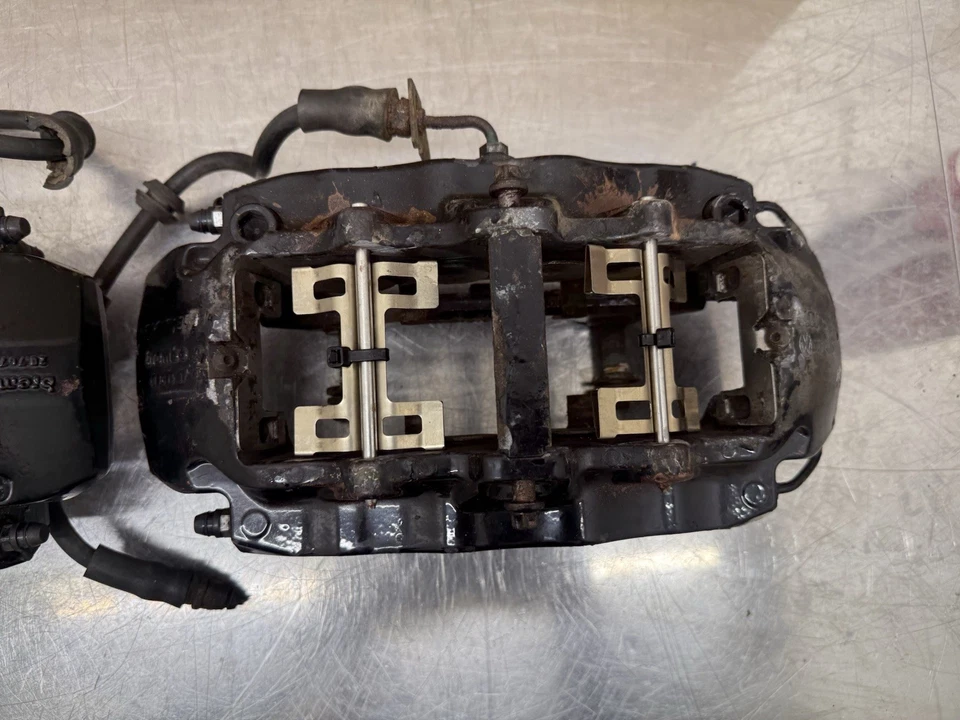 Juego de pinzas de freno delanteras Brembo de 8 potes para discos de 365 mm Audi RS4 B5 B7 Foto 4 de 4