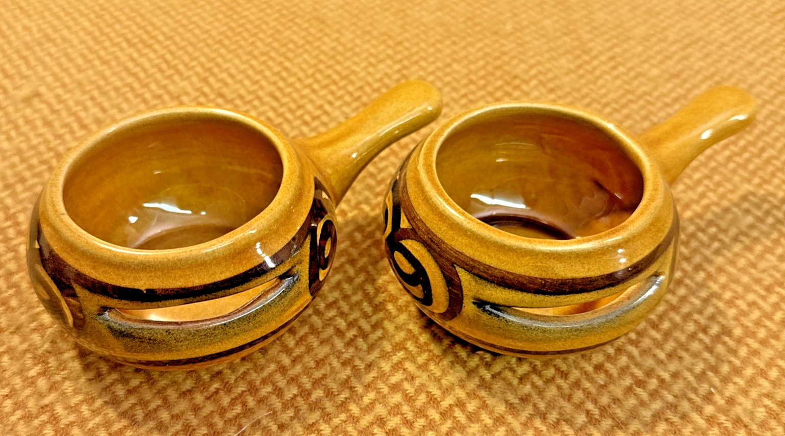 Pair of Vintage Brixham Pottery Egg Separators ~ 12cm Celtic Swirl Devon Studio
Opens in a new windo