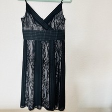 Ann Taylor LOFT Black Lace Cocktail Dress Size 6 Spaghetti Strap Pleated