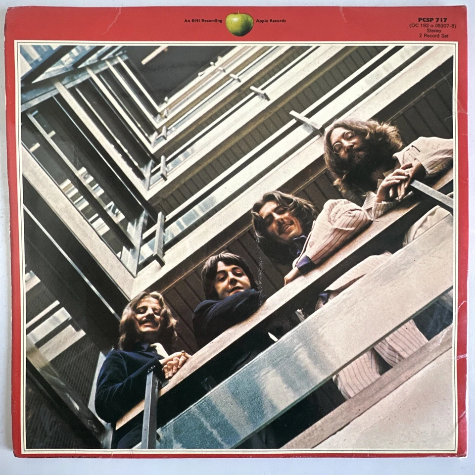 THE BEATLES 1962-1966 VINYL 2-LP APPLE UK RED WAX 1978 NEAR MINT PRO CLEANED - Image 3 of 4