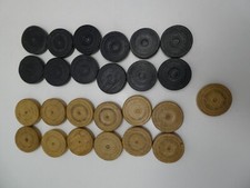 VINTAGE SET OF 25 WOODEN DRAUGHTS CHECKERS TOKENS DISCS