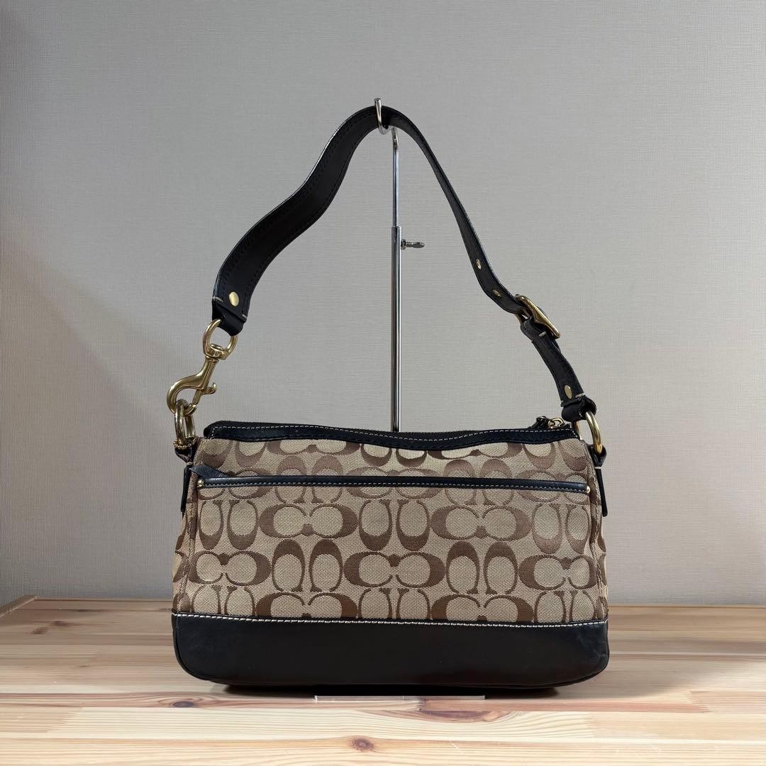 Excellent condition Coach Legacy Turn Lock Bag Black thumbnail 3