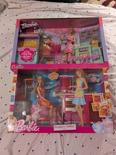 Barbie Playsets lot of 2 - Kitchen Stovetop to Tabletop Let's Grocery Shop