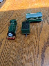 TOMY Thomas Friends Motorized Emily and Tender and Passenger coach Works