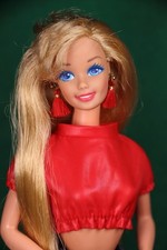 Barbie Hollywood Hair 1992 + outfit red core jeans # 2308 Mattel
