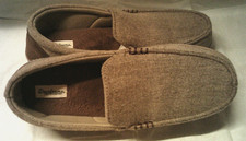 Dearfoams Cozy Comfort Men's Casual Moc Slipper  Color:Beige/Brown  Size 10-11