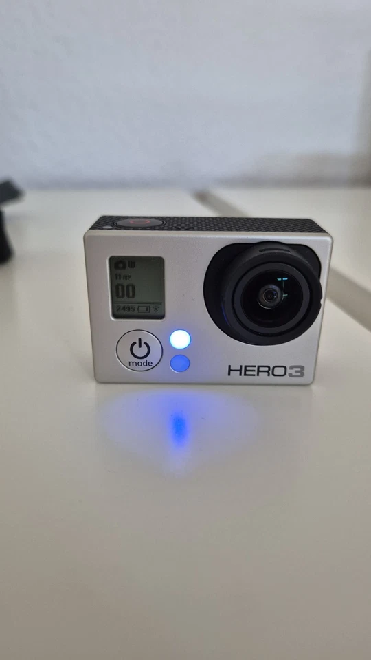 GoPro Hero 3 Silver Edition (Actioncam) mit Zubehörpaket  - Bild 2 von 4