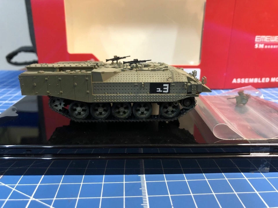 5M 72103C 1/72 Israel Achzarit Armored Personnel Carrier Resin Static Model - Image 2 of 4