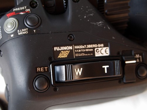 Fujinon HA22X7.3BERM-S48 1:1.9 7.3-161mm 2/3" HD w/ front, rear lens cap - Picture 7 of 24