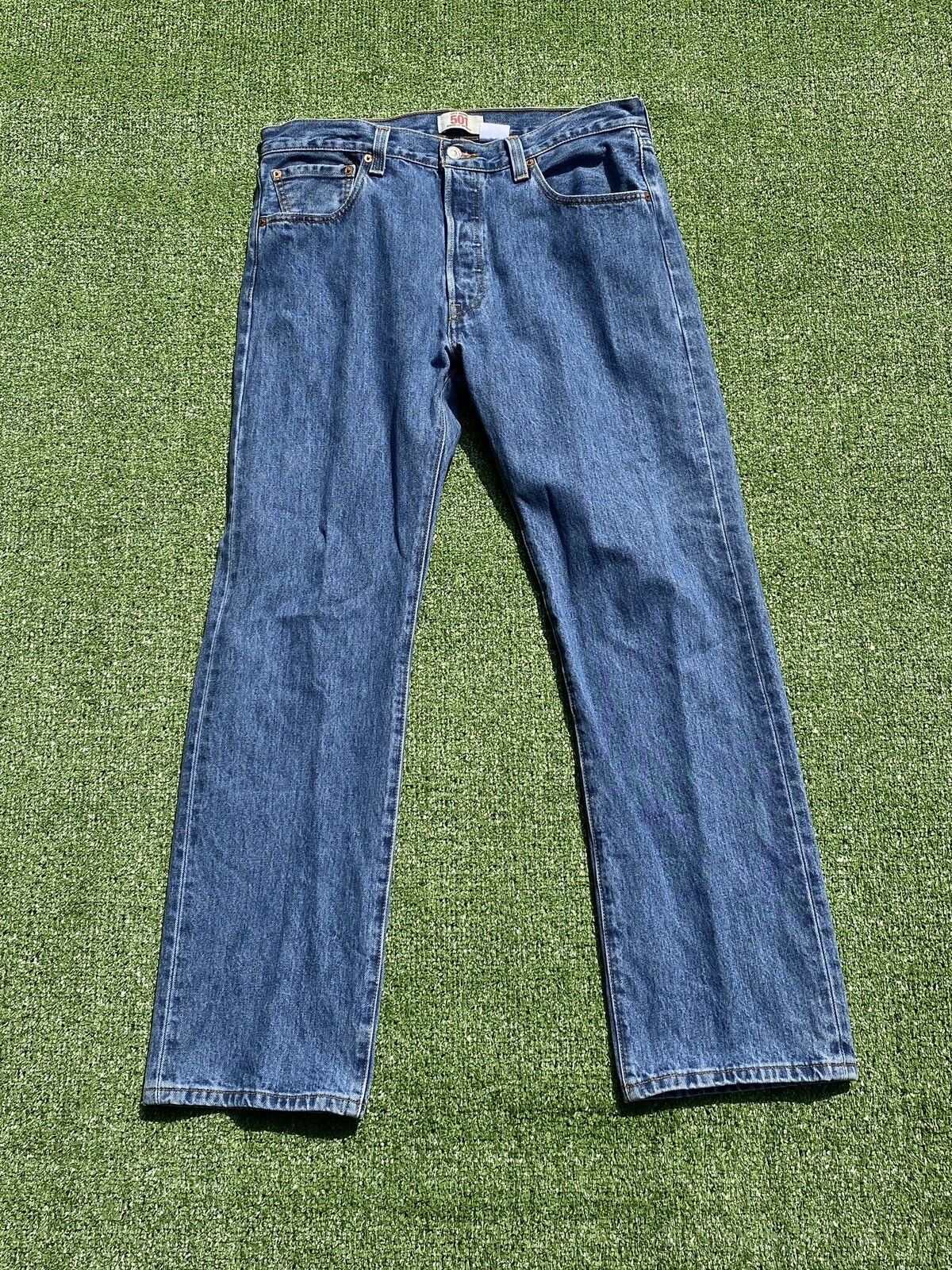 Levi's Men's 501 Blue Original Straight Fit Jeans. Si… Gem