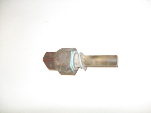 VW Golf 1 GTI Scirocco Wasserstutzen Zylinderkopf Temperaturfühler 163A