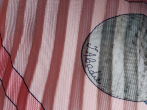 Foulard Carré plissé Hermès rose 