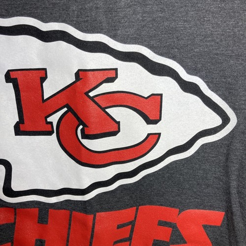 Kansas City Chiefs Shirt Big Logo Short Sleeve Size M Tee Spellout NFL Dark Gray - Picture 3 of 9