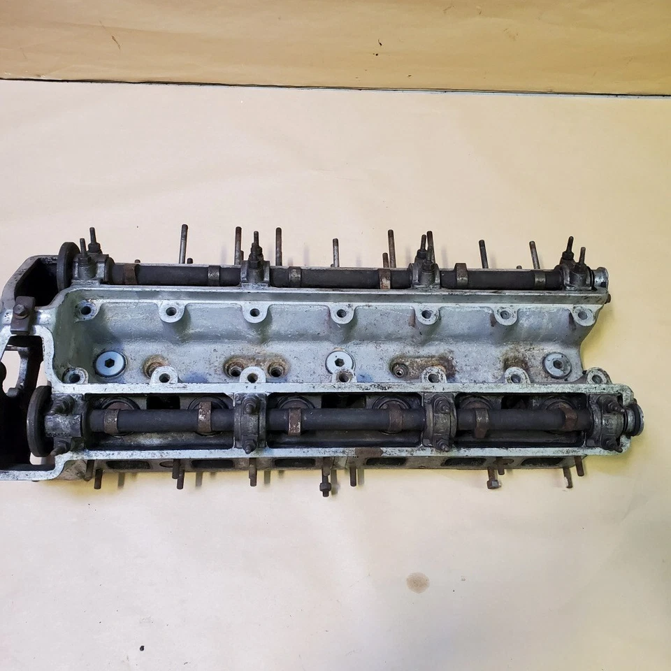 Culata de motor original Jaguar Mark VII 7 sin tacos bajo octanaje C2242 XK774 Foto 4 de 4