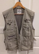 Rothco Concealed Carry Vest Mens Size LARGE Fishing Tactical Zip up