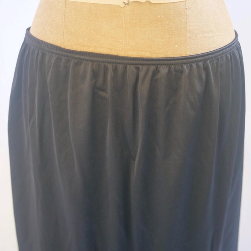 VASSARETTE Black Half Slip Skirt Petticoat LACE Nylon XL Style 11-122 EUC - Picture 5 of 8