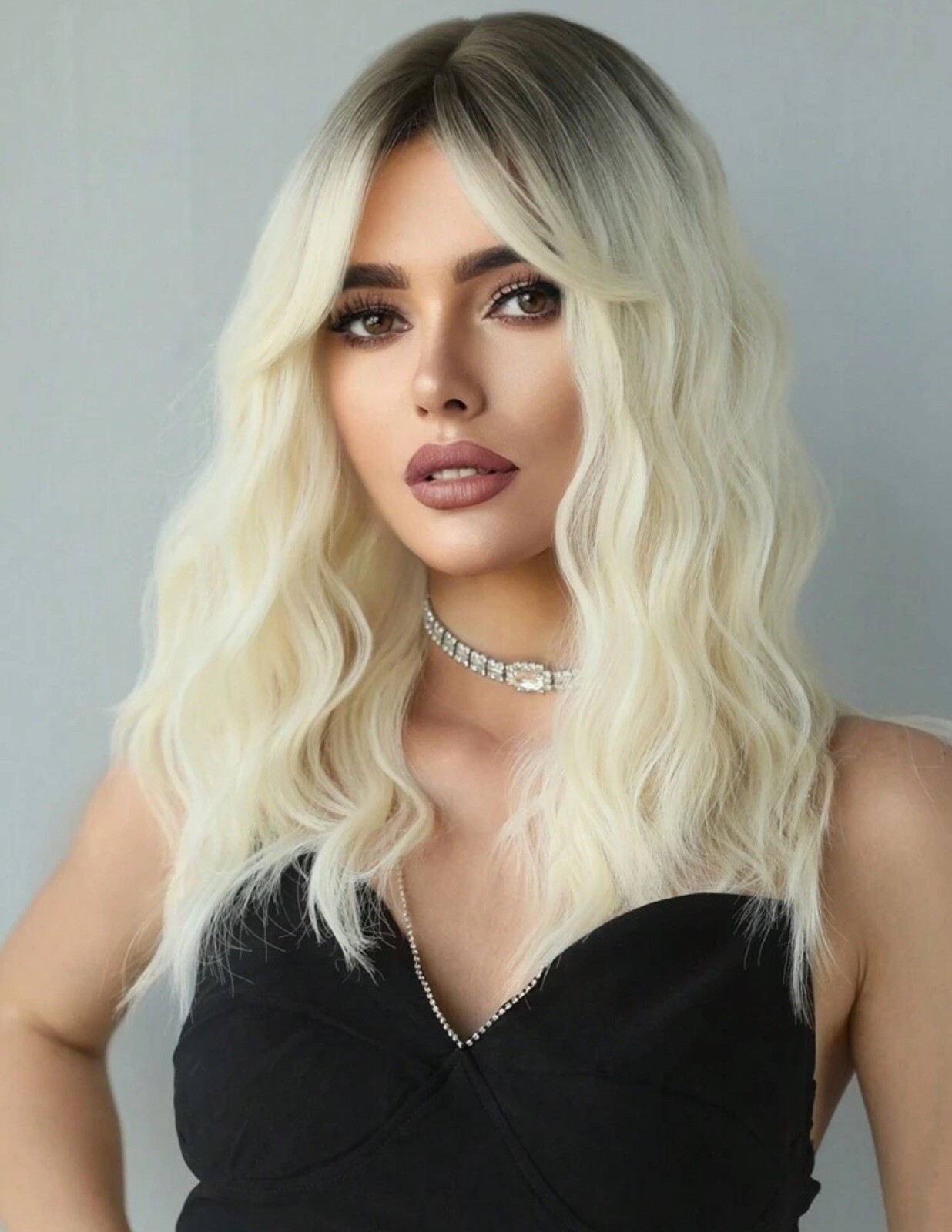 Perruque synthétique longue blonde platine résistante à la chaleur 60cm
