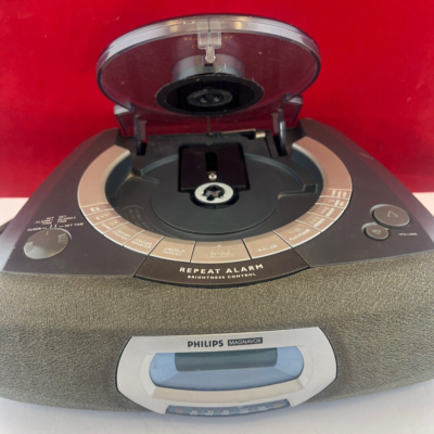 Vtg 1999 Philips Magnavox AJ3935 Compact Disc Clock AM/FM