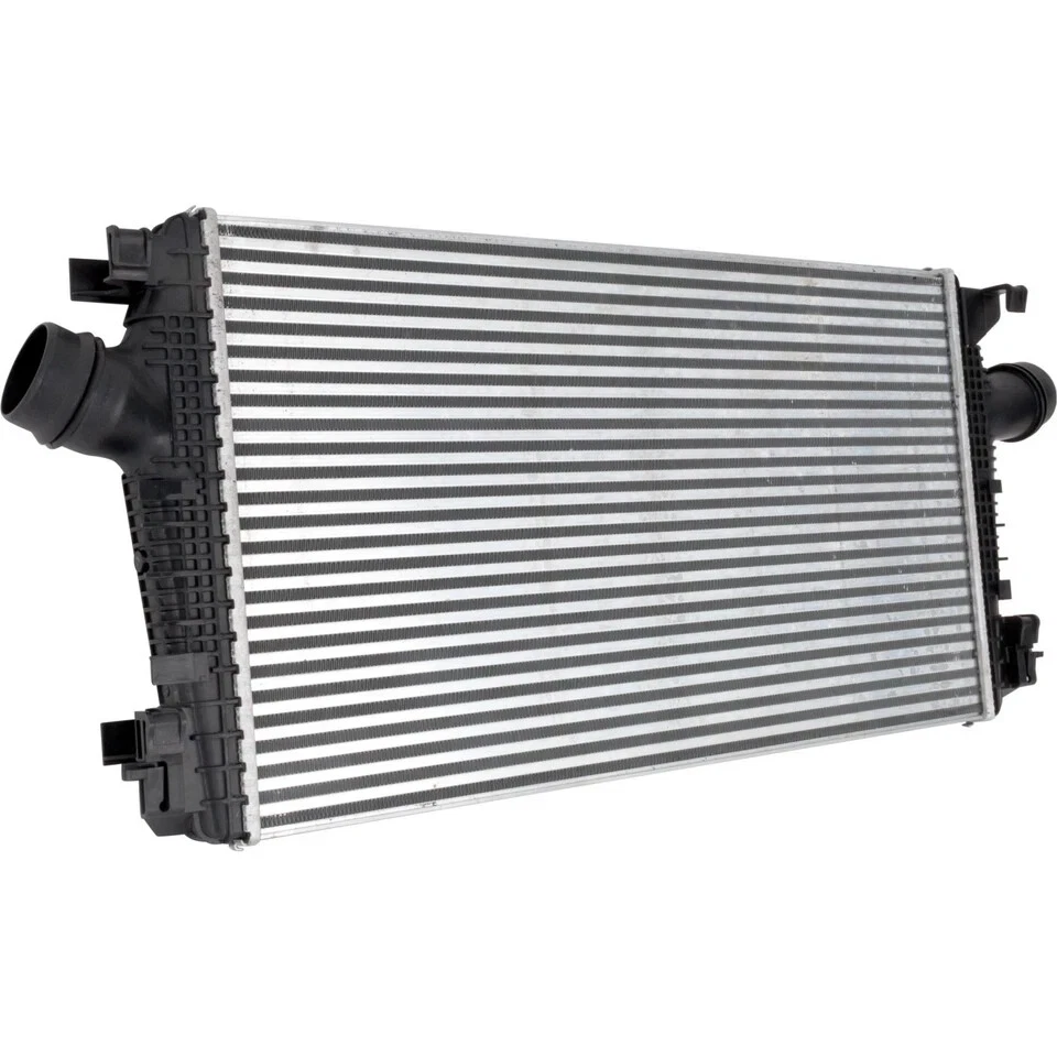 Chevrolet Malibu Intercooler Fit 2013 2014 2015 2,0 L Turbo GM3012105 Foto 3 de 4
