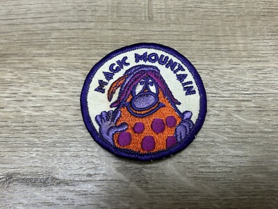 Vintage Magic Mountain Six Flags Patch Troll Badge Amusement Park Souvenir Patch
