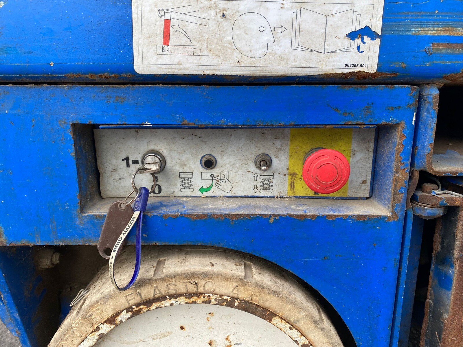 Upright MX19 genie Scissor Lift / Access Platform / Man Lift eBay