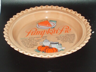 Vintage UNIVERSAL TRUMPS CORP Made in Taiwan PUMPKIN PIE PLATE