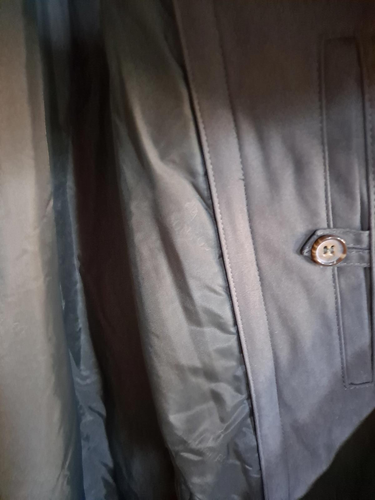 New London Fog Tan Trench Coat With Zip in Lining Size 38R - Picture 5 of 7