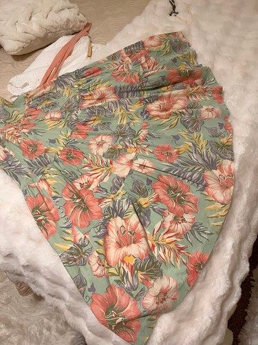 Authentic Rare Vintage 1960's  Pastel Colored Hawaiian Print Summer Dress - Picture 10 of 12