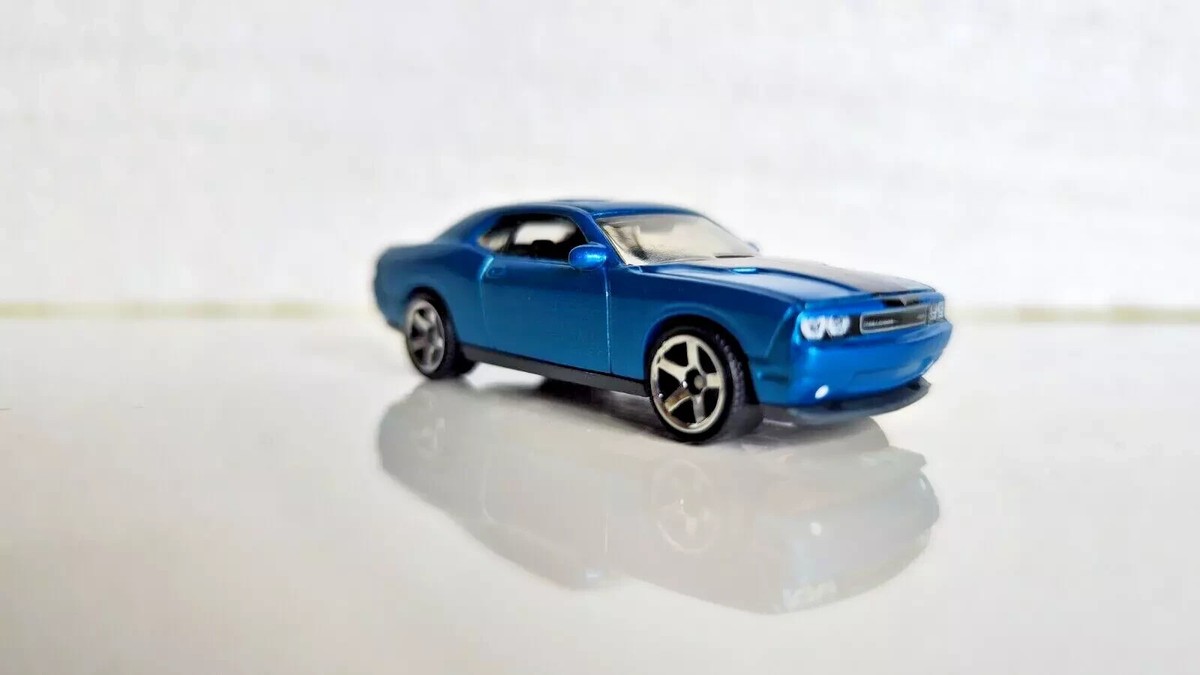 Matchbox COFFEE CRUISERS V 5 2008 DODGE CHALLENGER SRT 8 blue