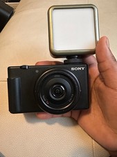 sony zv-1f vlogging camera 128gb SD card , Light