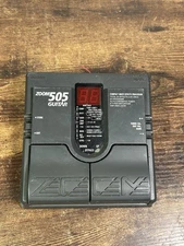 Zoom 505 Guitar Compact Multi Effects Processor  Guitar Pedal Parts or Repair